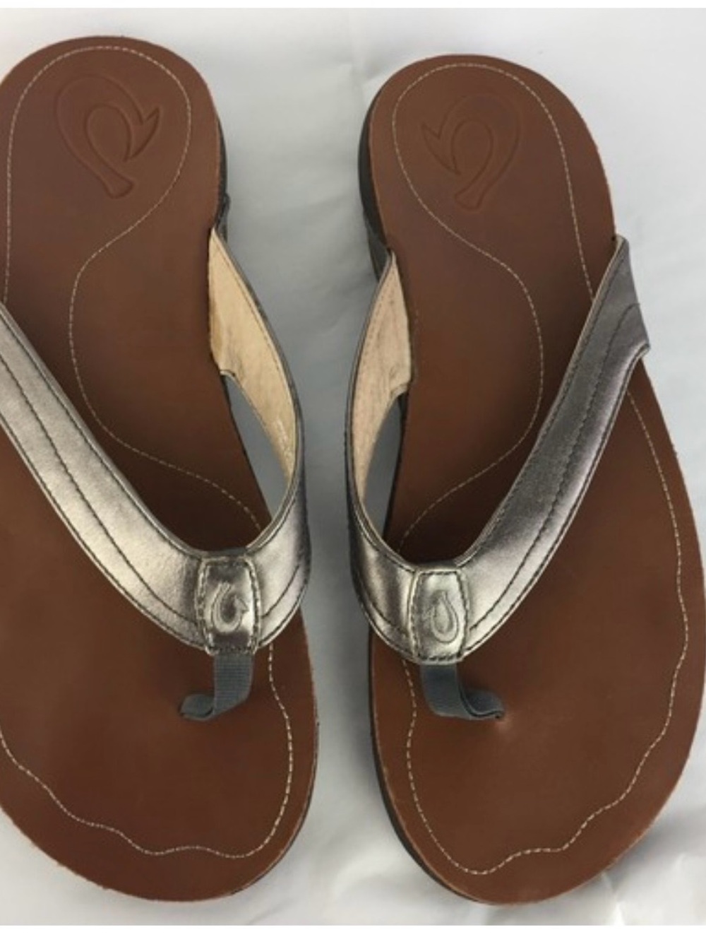 OluKai Metallic Silver Leather Toe-Post Sandal